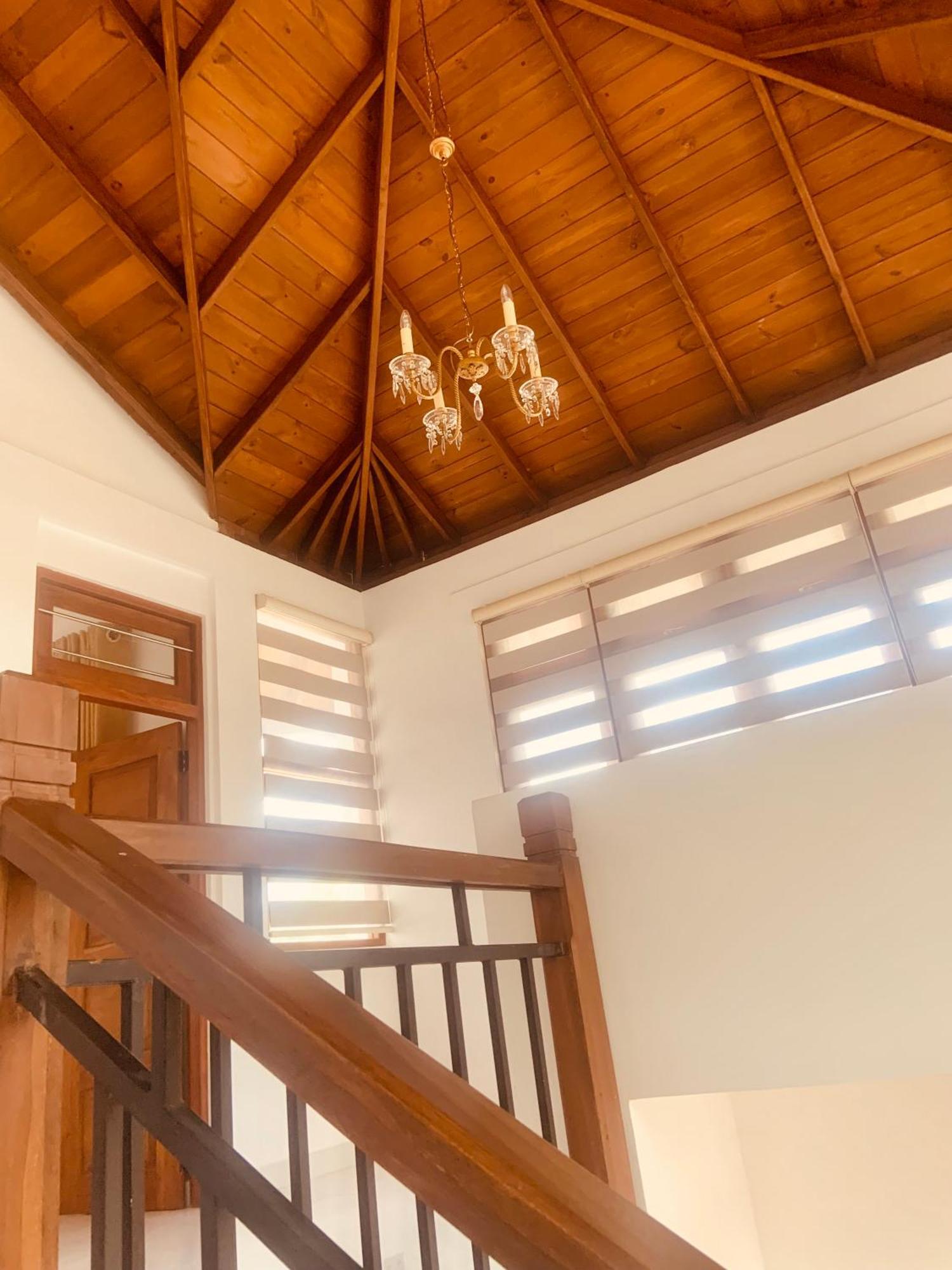 Golden King Residence - Free Pickup From Kandy Railway Station Exterior foto