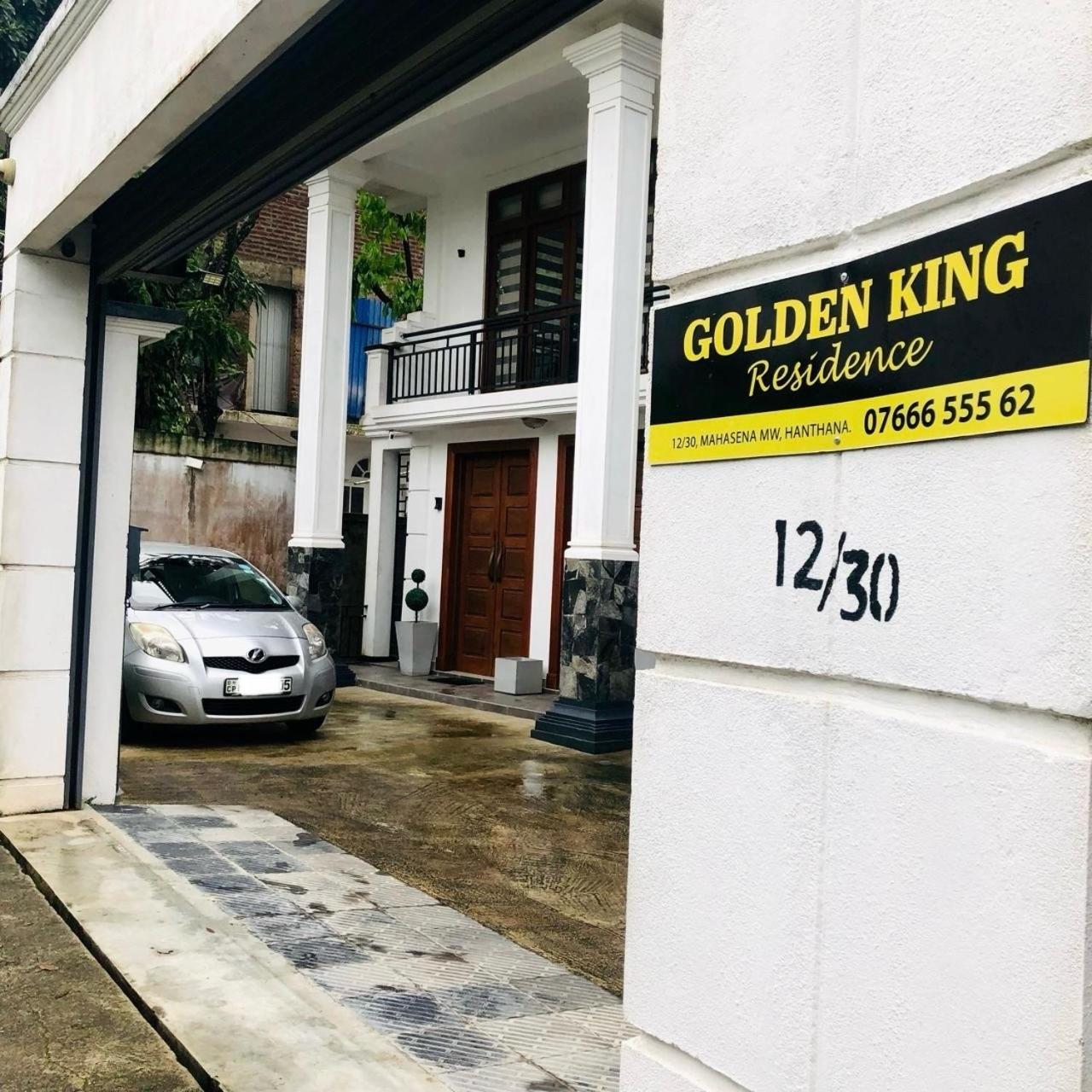 Golden King Residence - Free Pickup From Kandy Railway Station Exterior foto
